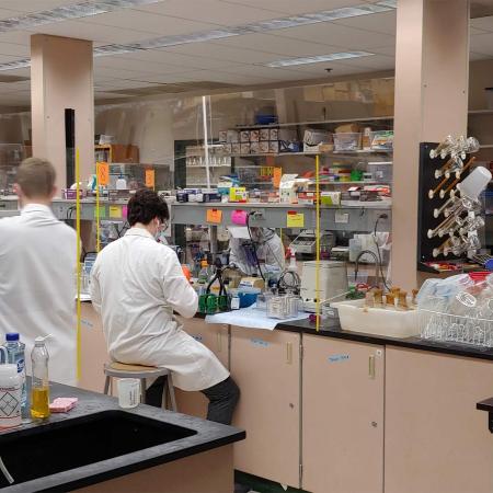 Biochemistry and biophysics research labs persist during a pandemic at Oregon State.